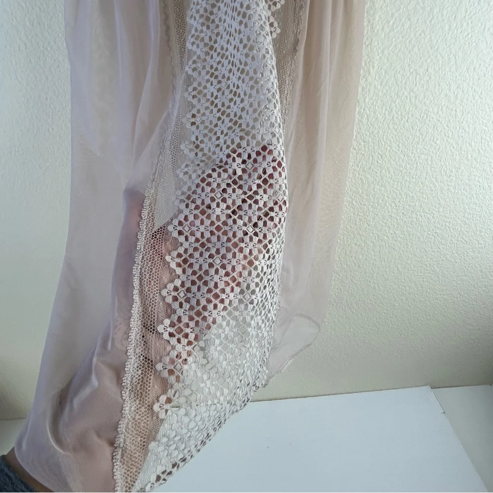DKNY Beige Sheer Lace Lingerie Baby Doll w/ Adjustable Straps, Size Large - Picture 6 of 9